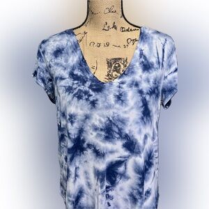 American Eagle Outfitters Favorite T Blue Tie-Dye V Neck T-Shirt Blue M 2017